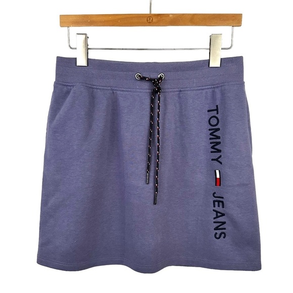 Tommy Hilfiger Dresses & Skirts - TOMMY HILFIGER Y2K Sporty Logo Drawstring Skirt